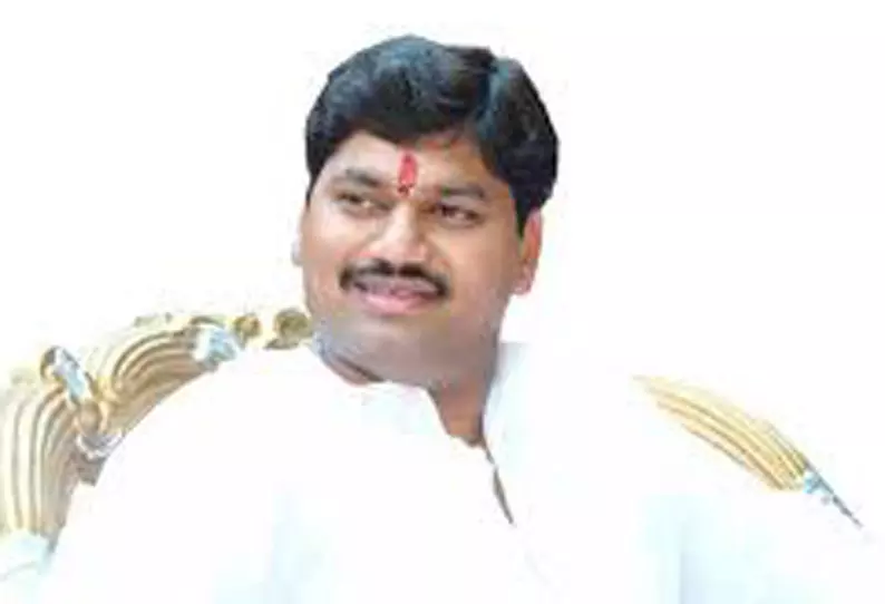 தேசியவாத காங்கிரசை சேர்ந்தவர் தான் மராட்டியத்தின் அடுத்த முதல்-மந்திரி தனஞ்செய் முண்டே பேச்சு தேசியவாத காங்கிரசை சேர்ந்தவர் தான் மராட்டியத்தின் அடுத்த முதல்-மந்திரி தனஞ்செய் முண்டே பேச்சு