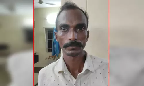 உவரி அருகே முதியவர் வெட்டி கொலை; தம்பி மகன் கைது உவரி அருகே முதியவர் வெட்டி கொலை; தம்பி மகன் கைது