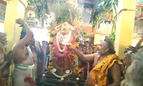 சிவகிரி திரவுபதியம்மன் கோவில் பூக்குழித் திருவிழா கொடியேற்றம்