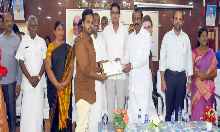 ஈரோட்டில் இளைஞர் திறன் திருவிழா