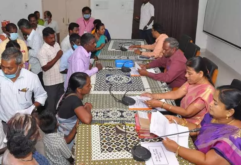 மக்கள் குறைதீர்வு நாள் கூட்டம் மக்கள் குறைதீர்வு நாள் கூட்டம்