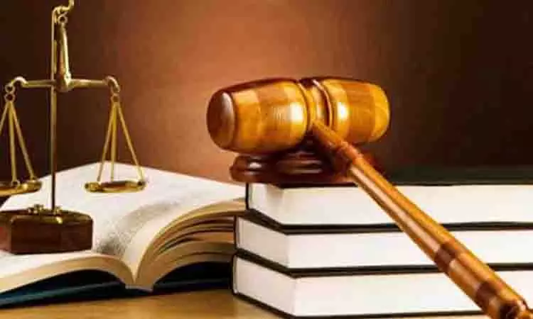 முதியவரின் கையை முறித்த வாலிபர் மீது வழக்கு முதியவரின் கையை முறித்த வாலிபர் மீது வழக்கு