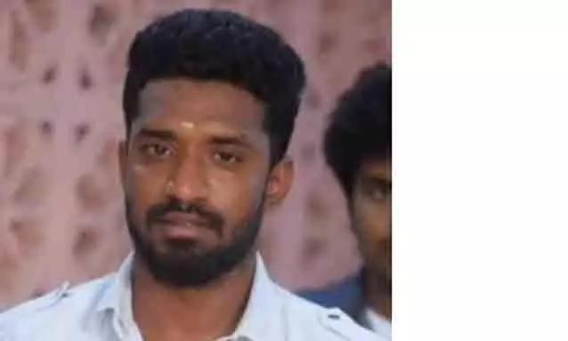 உடற்பயிற்சி செய்த வாலிபர் திடீர் சாவு உடற்பயிற்சி செய்த வாலிபர் திடீர் சாவு