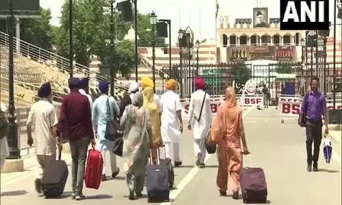 ஆண்டுதோறும் நடைபெறும் திருவிழாவில் பங்கேற்க 163 சீக்கிய யாத்ரீகர்களுக்கு விசா வழங்கியது பாகிஸ்தான் அரசு ஆண்டுதோறும் நடைபெறும் திருவிழாவில் பங்கேற்க 163 சீக்கிய யாத்ரீகர்களுக்கு விசா வழங்கியது பாகிஸ்தான் அரசு