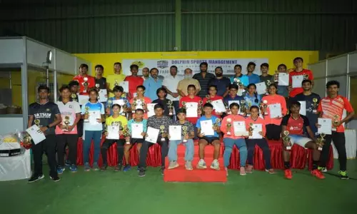 தேசிய அளவிலான இறகுபந்து போட்டி