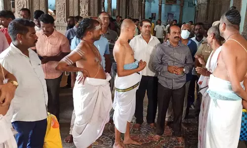 சிதம்பரம் நடராஜர் கோவிலில்  இந்து சமய அறநிலையத்துறை குழு ஆய்வு செய்ய தீட்சிதர்கள் கடும் எதிர்ப்பு