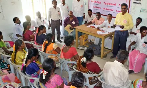 கட்டுமான தொழிலாளர்களுக்கு  மழைக்கால நிவாரணம் வழங்க வேண்டும்