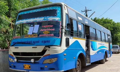 திண்டுக்கல்: 9 மாத கைக்குழந்தை விபத்தில் உயிரிழந்த வழக்கு - நஷ்டஈடு வழங்காததால் அரசு பஸ் ஜப்தி திண்டுக்கல்: 9 மாத கைக்குழந்தை விபத்தில் உயிரிழந்த வழக்கு - நஷ்டஈடு வழங்காததால் அரசு பஸ் ஜப்தி