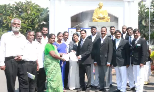 விழிப்புணர்வு துண்டு பிரசுரம் வினியோகம்