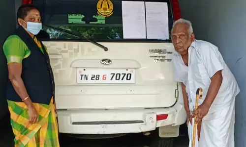 விவசாயிக்கு ரூ.1.42 கோடி இழப்பீடு வழங்காததால் கலெக்டர் அலுவலக கார் ஜப்தி-நாமக்கல்லில் பரபரப்பு