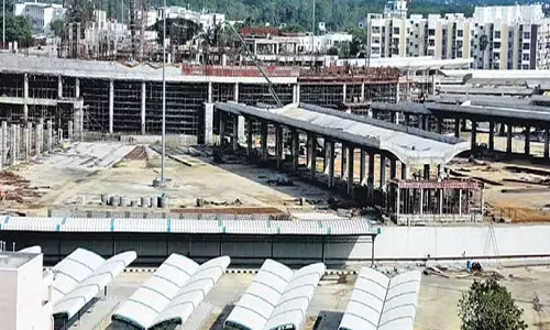 கிளாம்பாக்கம் புதிய பஸ் நிலையம் செப்டம்பர் மாதம் திறப்பு - அமைச்சர் முத்துசாமி