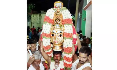 ஆம்பூர் தேவலாபுரம் கெங்கையம்மன் கோவில் சிரசு திருவிழா ஆம்பூர் தேவலாபுரம் கெங்கையம்மன் கோவில் சிரசு திருவிழா