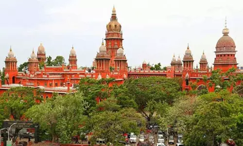 விசாரணை கைதிகள் மரணம் - காவல்துறைக்கு ஐகோர்ட் கண்டனம்