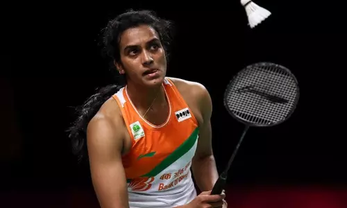 இந்தோனேசியா மாஸ்டர்ஸ் பேட்மிண்டன் : காலிறுதியில் பி.வி.சிந்து தோல்வி