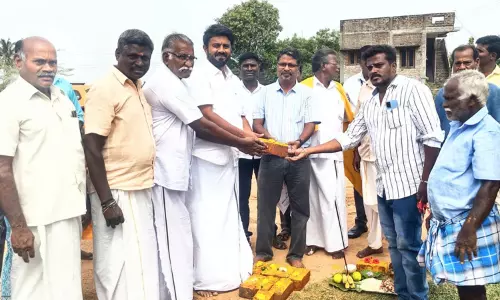 ரூ.20 லட்சத்தில் மேம்பாட்டு பணிகள் தொடங்கியது ரூ.20 லட்சத்தில் மேம்பாட்டு பணிகள் தொடங்கியது