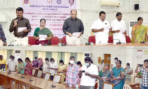 குழந்தை தொழிலாளர்  முறை ஒழிப்பு உறுதிமொழி ஏற்பு நிகழ்ச்சி