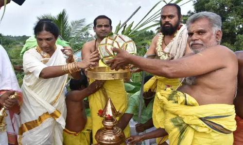 ஈரோடு:  அருள்மிகு மஹாமாரியம்மன், திரெளபதி அம்மன் கோவில் கும்பாபிஷேகம்