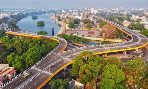 திருச்சி ரோடு - கவுண்டம்பாளையம் மேம்பாலங்களில் போக்குவரத்து தொடங்கியது