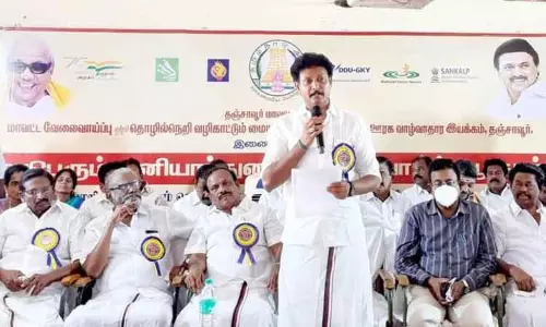 தனியார் வேலைவாய்ப்பு முகாமில் 714 பேருக்கு பணி நியமன ஆணைகள்