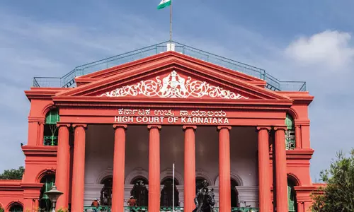 கோர்ட்டு அவமதிப்பு வழக்கில் அரசு அதிகாரிகளை சிறையில் அடைப்போம் - கர்நாடக ஐகோர்ட்டு எச்சரிக்கை