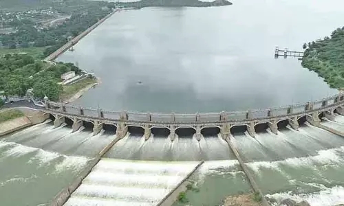 மேட்டூர் அணைக்கு வரும் நீர்வரத்து 4,190 கன அடியாக சரிவு மேட்டூர் அணைக்கு வரும் நீர்வரத்து 4,190 கன அடியாக சரிவு