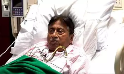 பாகிஸ்தானின் முன்னாள் அதிபர் முஷாரப் உடல்நிலை கவலைக்கிடம் பாகிஸ்தானின் முன்னாள் அதிபர் முஷாரப் உடல்நிலை கவலைக்கிடம்