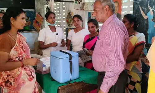 கொரோனா தடுப்பூசி சிறப்பு முகாம் கொரோனா தடுப்பூசி சிறப்பு முகாம்