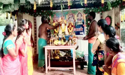 தோரணமலை முருகன் கோவிலில் சிறப்பு பூஜை தோரணமலை முருகன் கோவிலில் சிறப்பு பூஜை