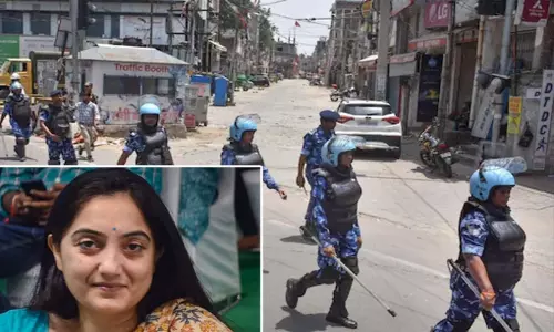 உ.பி.: நுபுர் சர்மாவுக்கு எதிராக சமூக வலைதளத்தில் மத உணர்வுகளை தூண்டும் வகையில் பதிவு - இருவர் கைது!