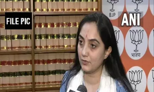 பா.ஜனதா முன்னாள் செய்தி தொடர்பாளர் நுபுர் சர்மாவுக்கு போலீசார் சம்மன்