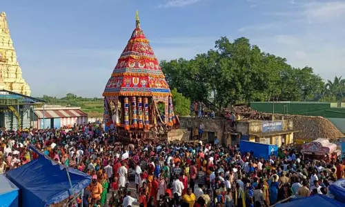 விருத்தாசலம் அருகே ஆதிகேசவ பெருமாள் கோவில் தேரோட்டம்