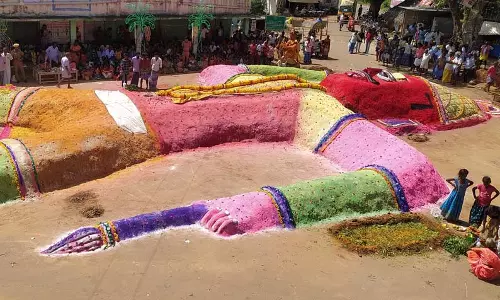 பாஞ்சாலி அம்மன் கோவிலில் துரியோதனன் படுகளம்