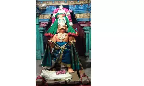 வரதராஜ பெருமாள் கோவிலில் கருடசேவை