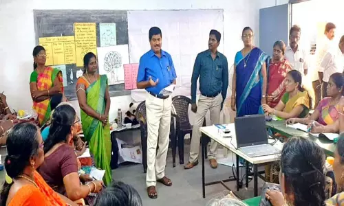 தூத்துக்குடி மாவட்டத்தில் ஆசிரியர்களுக்கு எண்ணும் எழுத்தும் பயிற்சி முகாம்