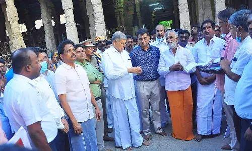 வீரவசந்தராயர் மண்டப திருப்பணிகள் 3 ஆண்டுகளில் நிறைவடையும்-ஆய்வுக்குப்பின் அமைச்சர் சேகர்பாபு தகவல் வீரவசந்தராயர் மண்டப திருப்பணிகள் 3 ஆண்டுகளில் நிறைவடையும்-ஆய்வுக்குப்பின் அமைச்சர் சேகர்பாபு தகவல்