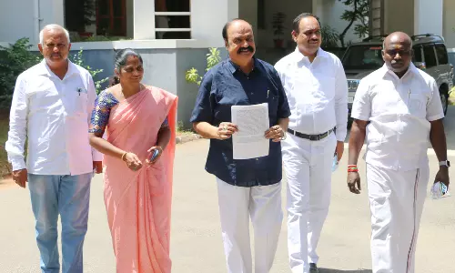 முதல்-அமைச்சர் குறித்து அவதூறு பேச்சு: எடப்பாடி பழனிசாமி மீது வழக்குப்பதிவு செய்ய வேண்டும்-போலீஸ் சூப்பிரண்டிடம், புகழேந்தி புகார் மனு