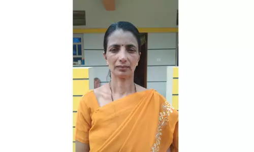 மண்டியா அருகே சம்பவம் கழுத்தை நெரித்து பெண் கொலை