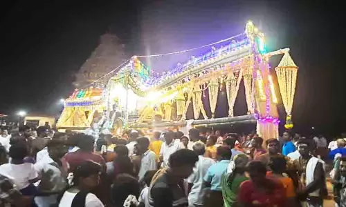 சேவுகப்பெருமாள் அய்யனார் ேகாவில் பூப்பல்லக்கு விழா