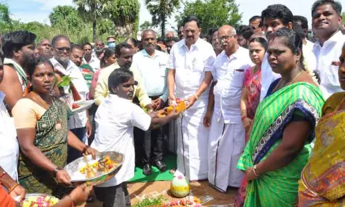 உயர்மட்ட பாலம் கட்டுவதற்கான பூமி பூஜை