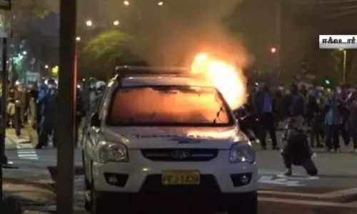 ஈக்வடார்: அரசின் பொருளாதார கொள்கைக்கு எதிர்ப்பு - வன்முறையாக மாறிய ஆர்ப்பாட்டம் ஈக்வடார்: அரசின் பொருளாதார கொள்கைக்கு எதிர்ப்பு - வன்முறையாக மாறிய ஆர்ப்பாட்டம்