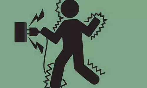 மின்சாரம் தாக்கி வாலிபர் பலி