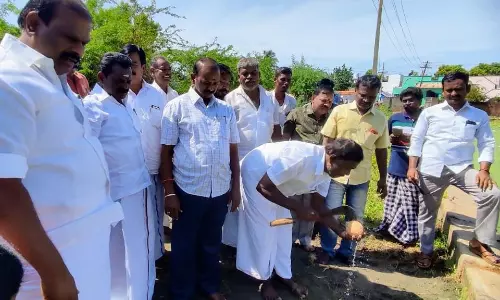 ரூ.48 லட்சம் மதிப்பீட்டில் ஊருணி தூர்வாரும் பணி