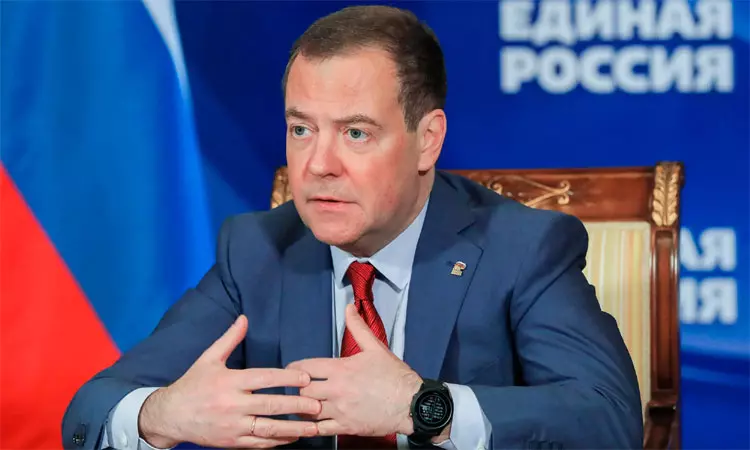 உக்ரைன் 2 ஆண்டுகளில் உலக வரைப்படத்திலிருந்து காணாமல் போகலாம் - ரஷியா முன்னாள் அதிபர் எச்சரிக்கை உக்ரைன் 2 ஆண்டுகளில் உலக வரைப்படத்திலிருந்து காணாமல் போகலாம் - ரஷியா முன்னாள் அதிபர் எச்சரிக்கை