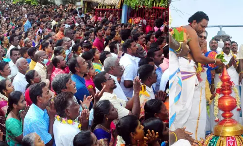 5 கோவில்களுக்கு மகா கும்பாபிஷேகம் 5 கோவில்களுக்கு மகா கும்பாபிஷேகம்