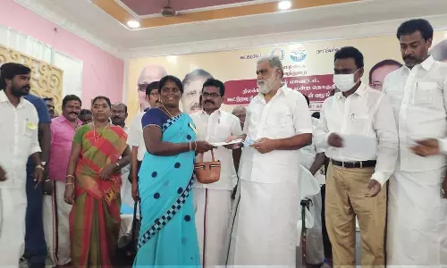 செம்பட்டியில் அரசு கூட்டுறவு கல்லூரி விரைவில் தொடங்கப்படும்; அமைச்சர் இ.பெரியசாமி தகவல் செம்பட்டியில் அரசு கூட்டுறவு கல்லூரி விரைவில் தொடங்கப்படும்; அமைச்சர் இ.பெரியசாமி தகவல்