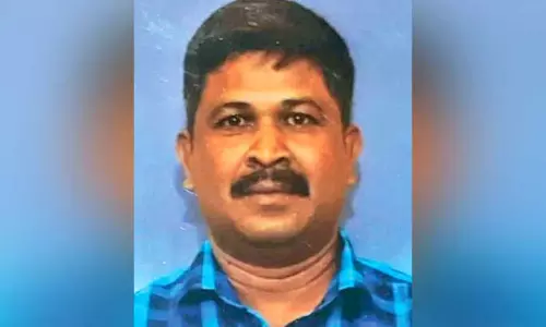 மணலியில் ஆன்லைன் சூதாட்டத்தில் ரூ.20 லட்சம் இழந்த காண்டிராக்டர் தற்கொலை மணலியில் ஆன்லைன் சூதாட்டத்தில் ரூ.20 லட்சம் இழந்த காண்டிராக்டர் தற்கொலை