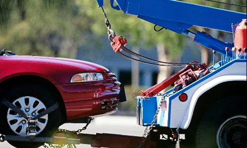 பள்ளி மாணவர்களை அதிகமாக ஏற்றிச்சென்ற வேன்கள் உள்பட 7 வாகனங்கள் பறிமுதல்