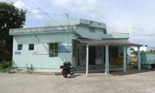 ஒரு செவிலியர் மட்டுமே பணியாற்றும்  சுகாதார நிலையம்