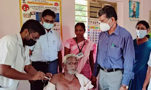 கொரோனா தடுப்பூசி சிறப்பு முகாம்