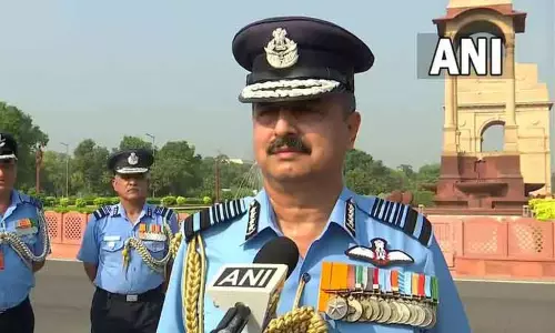 அக்னிபத் விவகாரம்; வன்முறையில் ஈடுபட்டால் நன்னடத்தை சான்று கிடைக்காது - விமானப்படை தளபதி எச்சரிக்கை